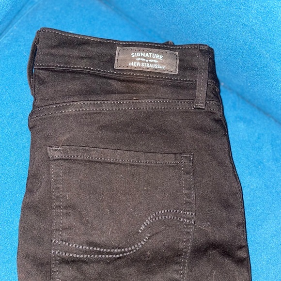 Modern Skinny Jeans - Picture 3 of 3